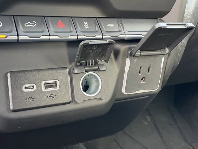 Used 2025 Chevrolet Silverado 1500 Custom image 19