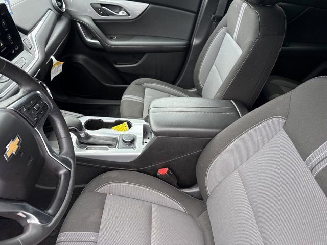 Used 2024 Chevrolet Blazer LT w/ Convenience Package FWD image 10