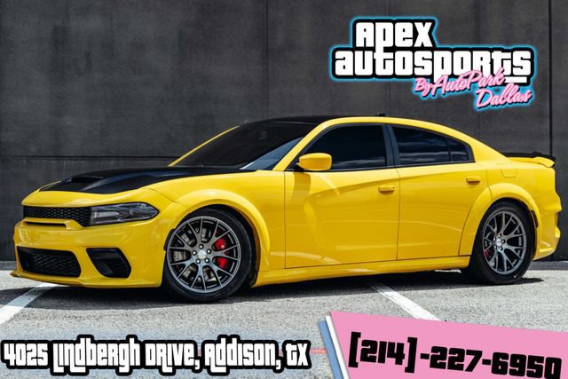 Used 2018 Dodge Charger SRT w/ Technology Group RWD image 1
