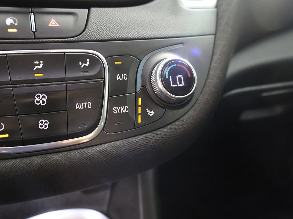 Used 2021 Chevrolet Malibu LT FWD image 45