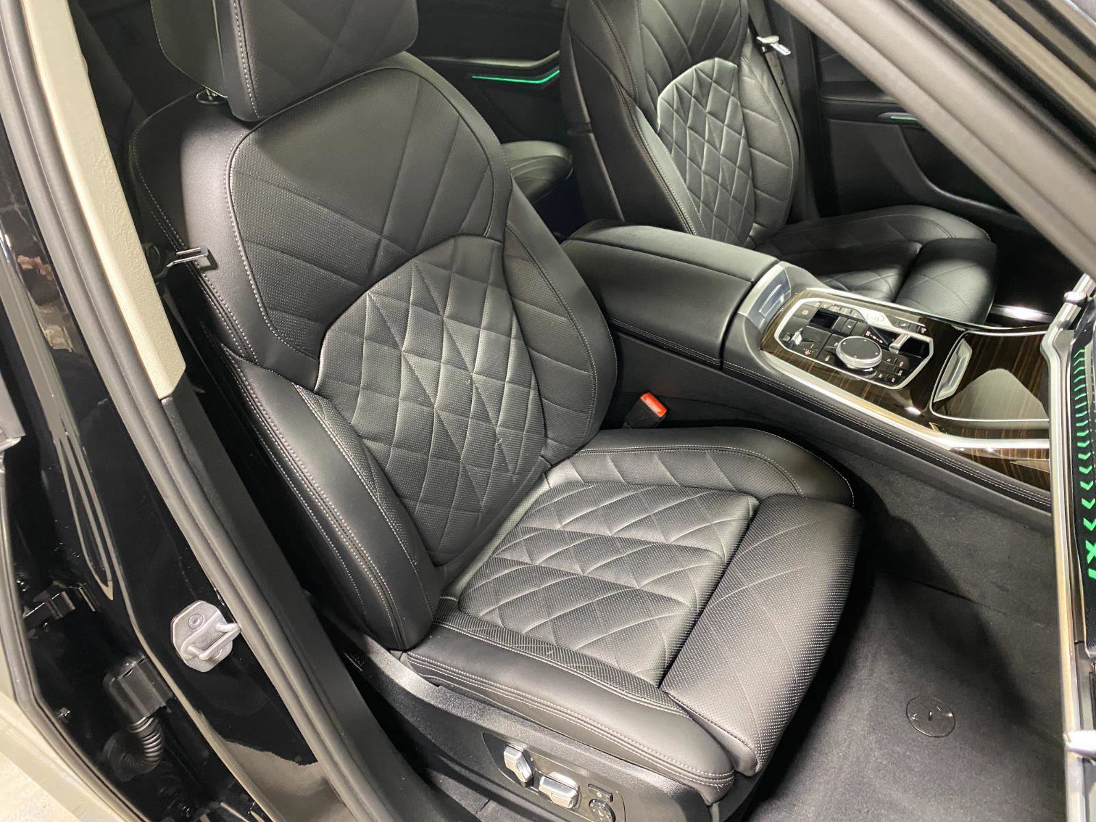 Certified 2023 BMW X7 xDrive40i w/ Parking Assistance Package image 20