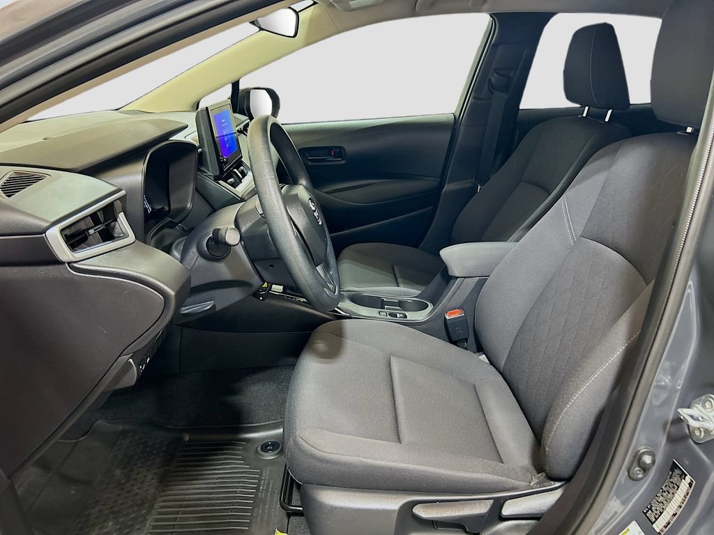 Used 2026 Toyota Corolla LE FWD image 17