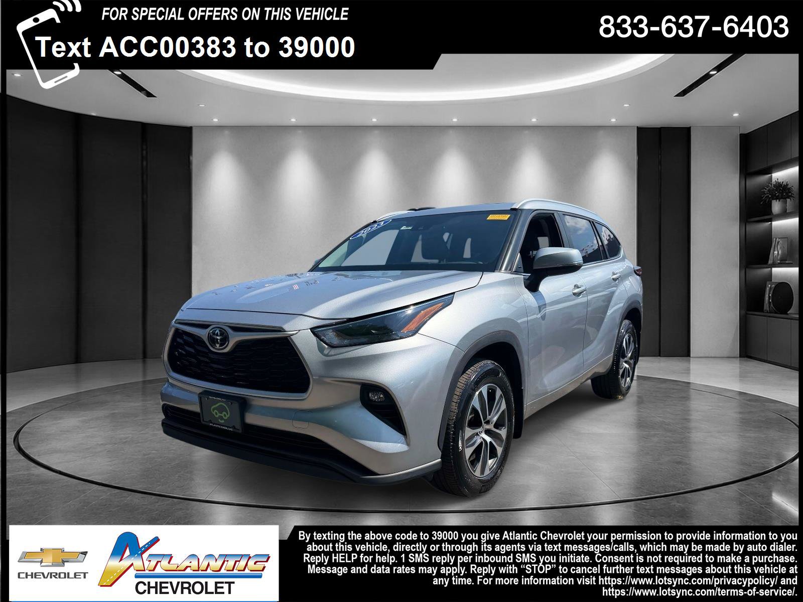 Used 2023 Toyota Highlander XLE AWD/4WD image 1