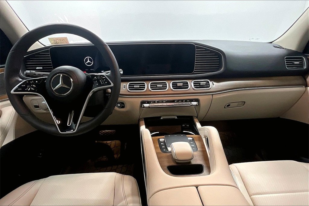 Used 2024 Mercedes-Benz GLE 450 4MATIC image 15