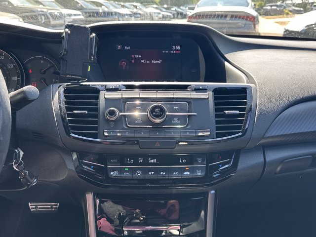 Used 2017 Honda Accord Sport Special Edition image 29