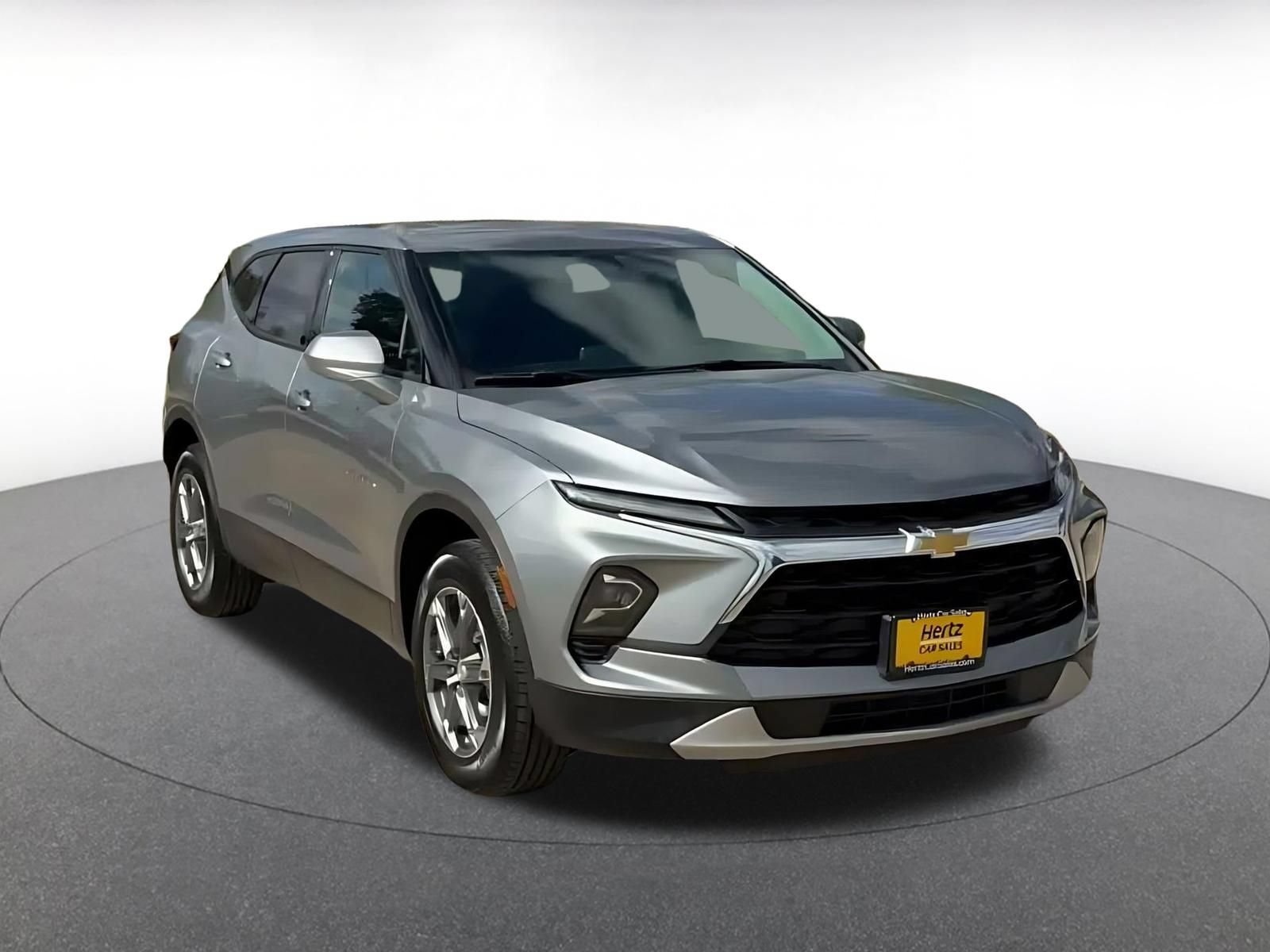 Used 2026 Chevrolet Blazer LT AWD/4WD image 3