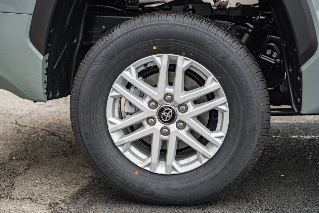 New 2026 Toyota Tundra SR5 image 18