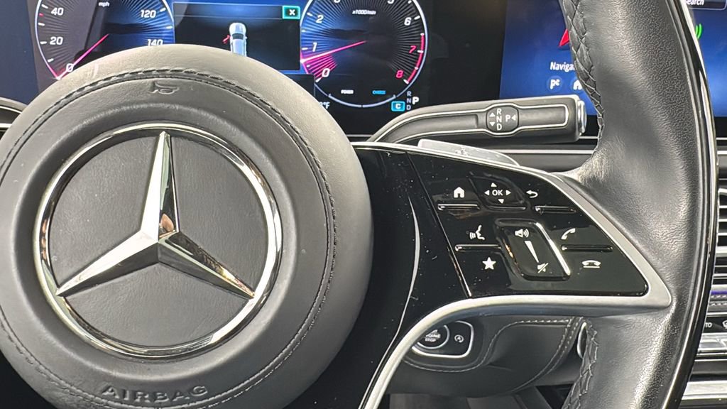 Used 2024 Mercedes-Benz GLS 580 4MATIC image 25