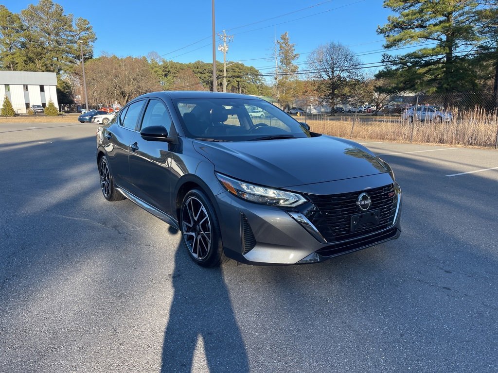 Certified 2025 Nissan Sentra SR w/ SR Premium Package image 4