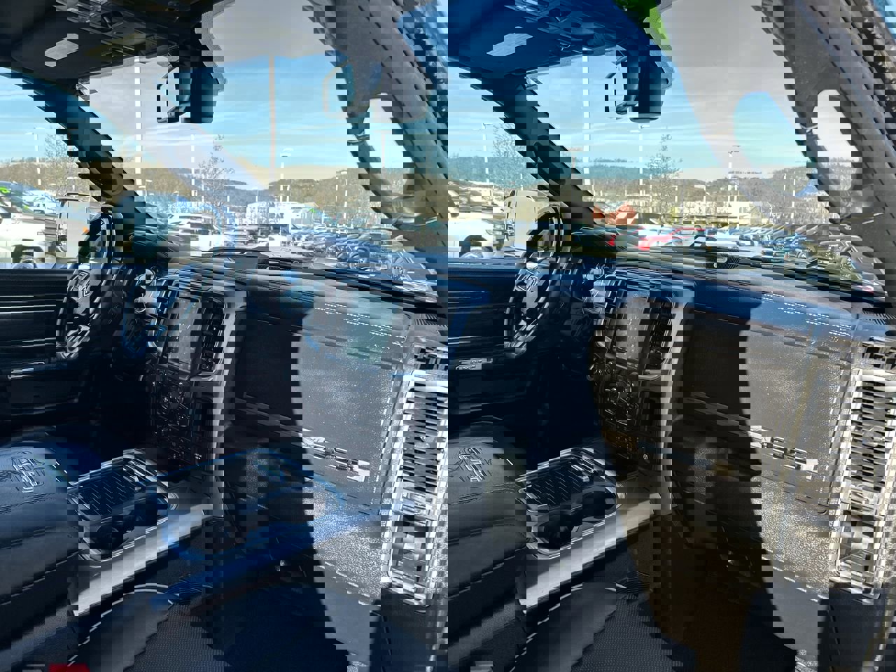 Used 2018 RAM 2500 Limited image 17