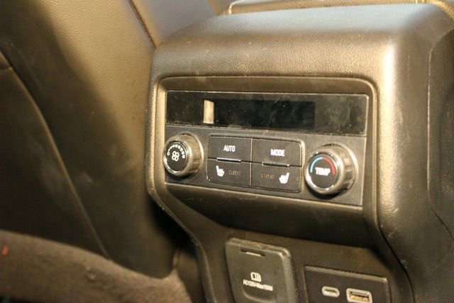 Used 2020 GMC Acadia SLT w/ GMC Pro Grade Package AWD/4WD image 16