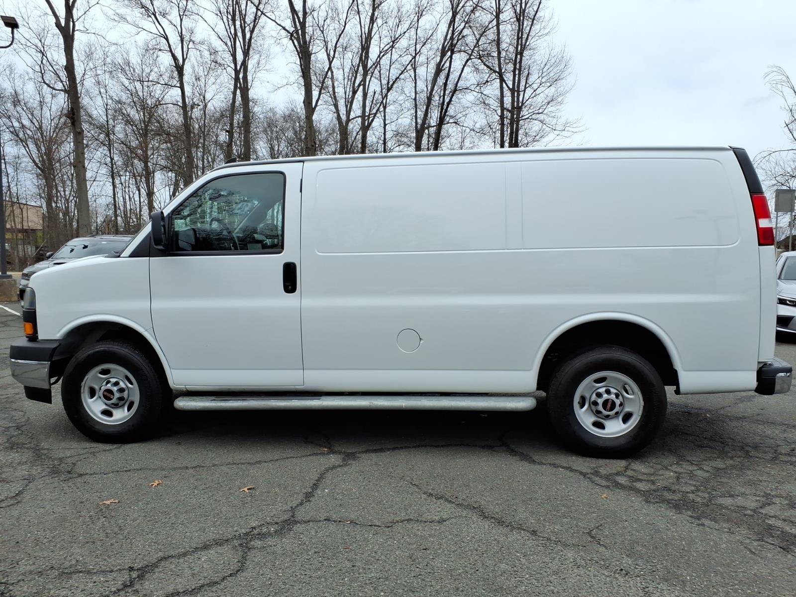 Certified 2024 GMC Savana 2500 w/ Driver Convenience Package RWD image 4