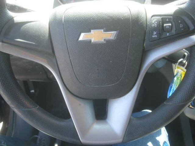 Used 2015 Chevrolet Sonic LS FWD image 19