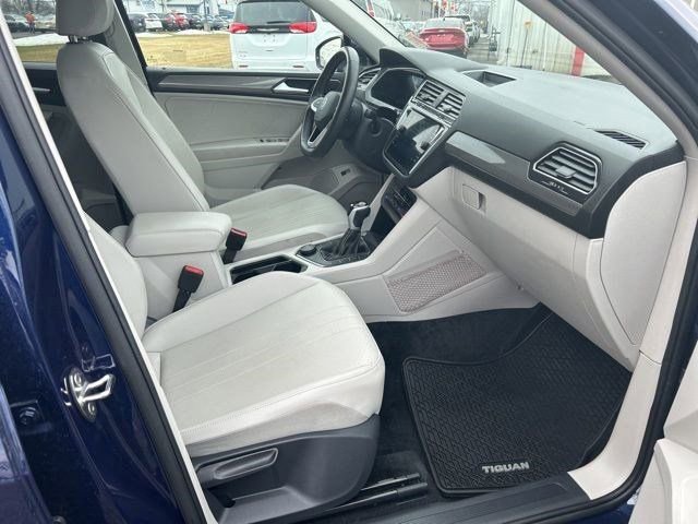 Used 2024 Volkswagen Tiguan Wolfsburg Edition AWD/4WD image 37