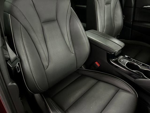 Certified 2021 Buick Envision Essence FWD image 28