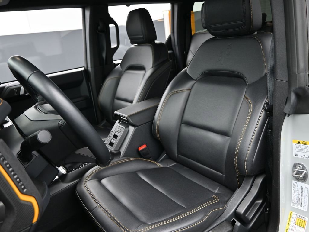 Used 2024 Ford Bronco Badlands image 24