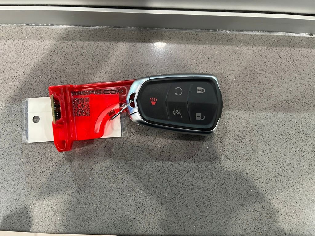 Used 2023 Cadillac XT6 Sport w/ LPO, Floor Liner Package image 32