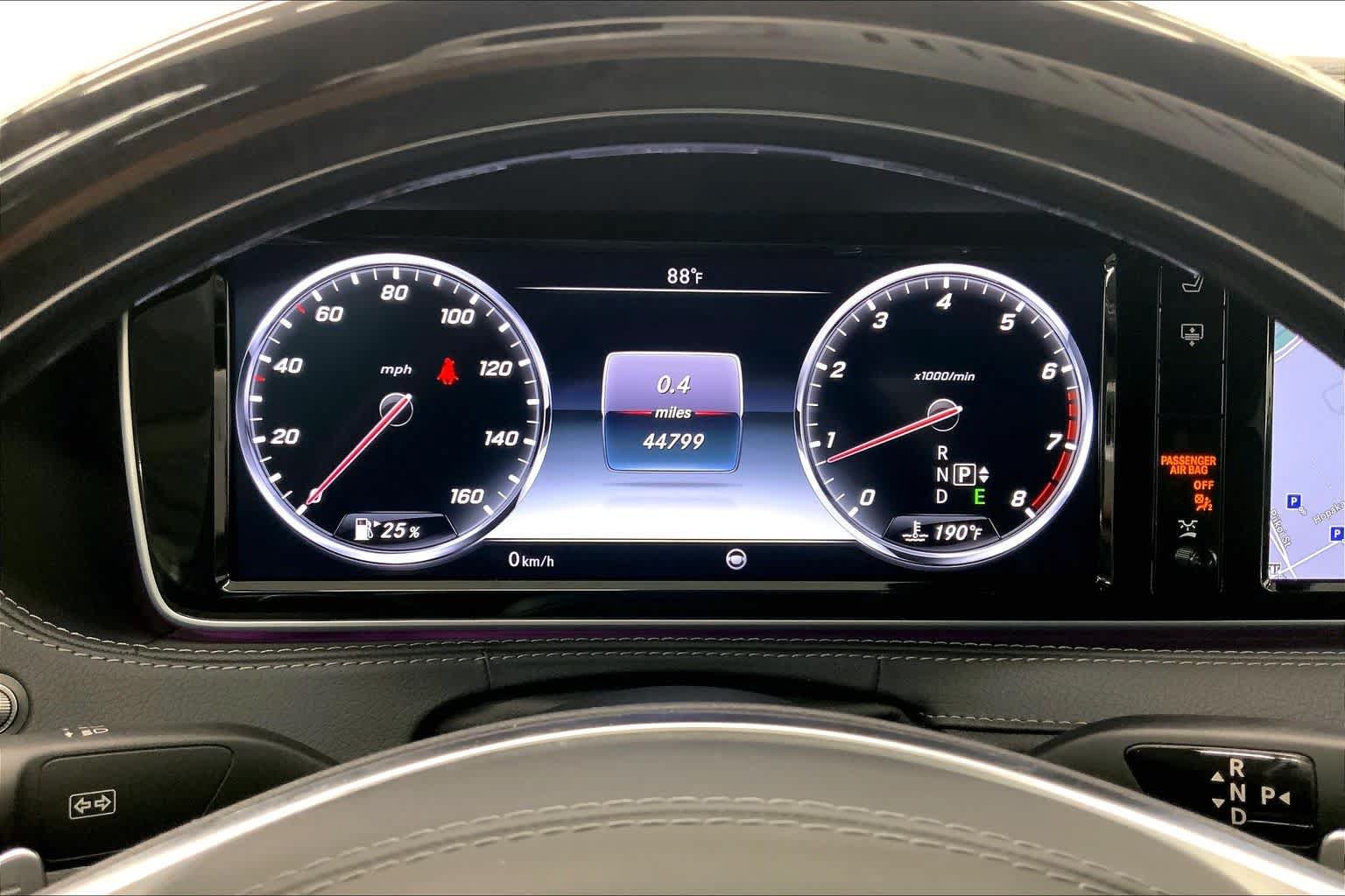 Used 2017 Mercedes-Benz S 550 Sedan image 22