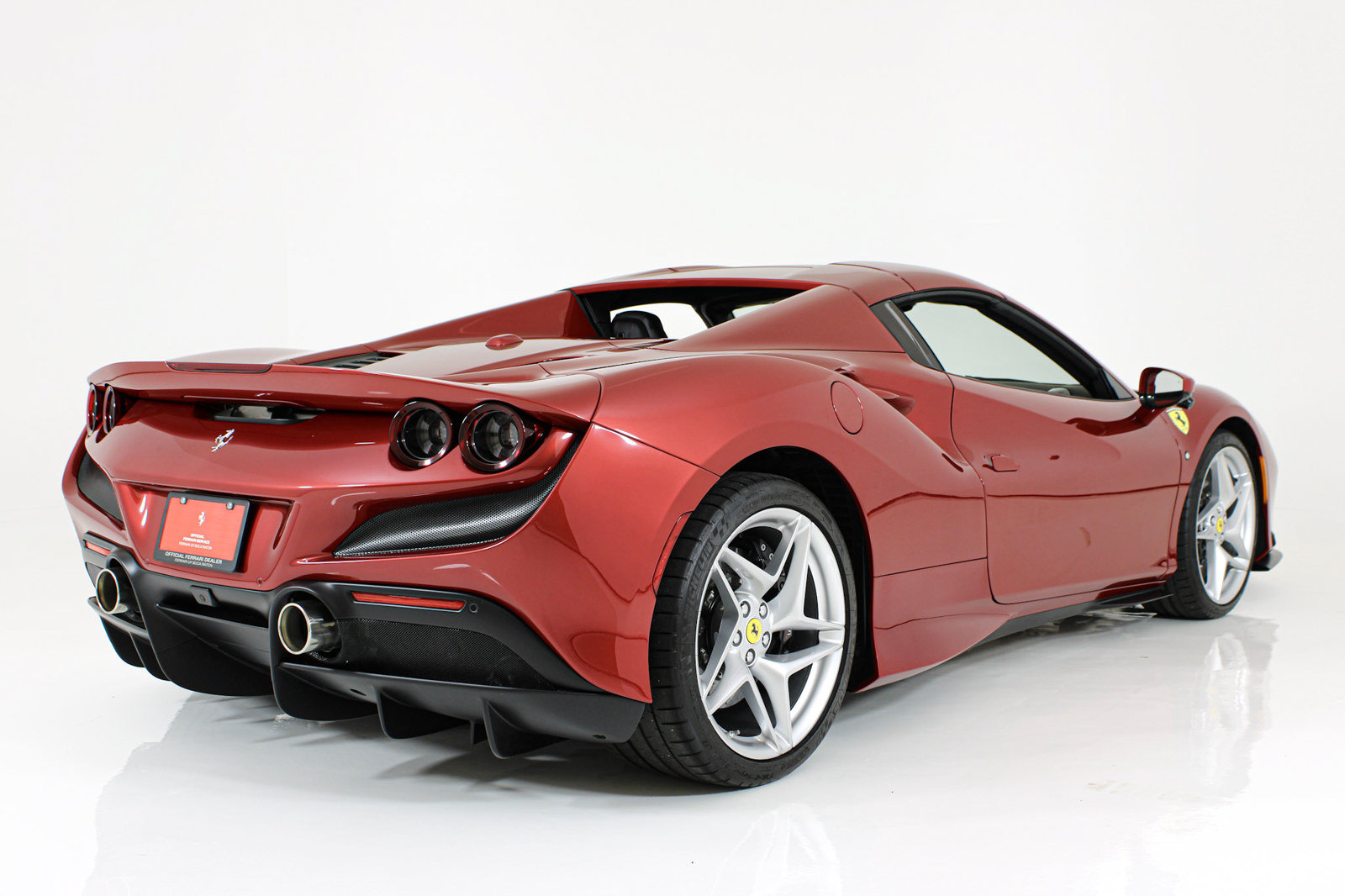 Certified 2023 Ferrari F8 Tributo RWD image 12