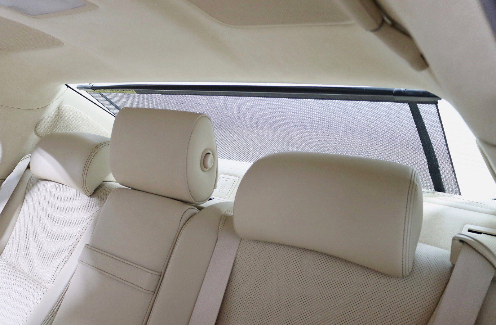 Used 2013 Lexus LS 460 AWD w/ Ultra Luxury Pkg image 30