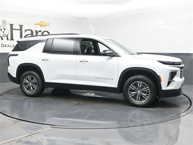 New 2026 Chevrolet Traverse LT w/ Driver Confidence Package