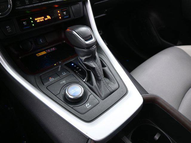 Used 2022 Toyota RAV4 Limited image 24