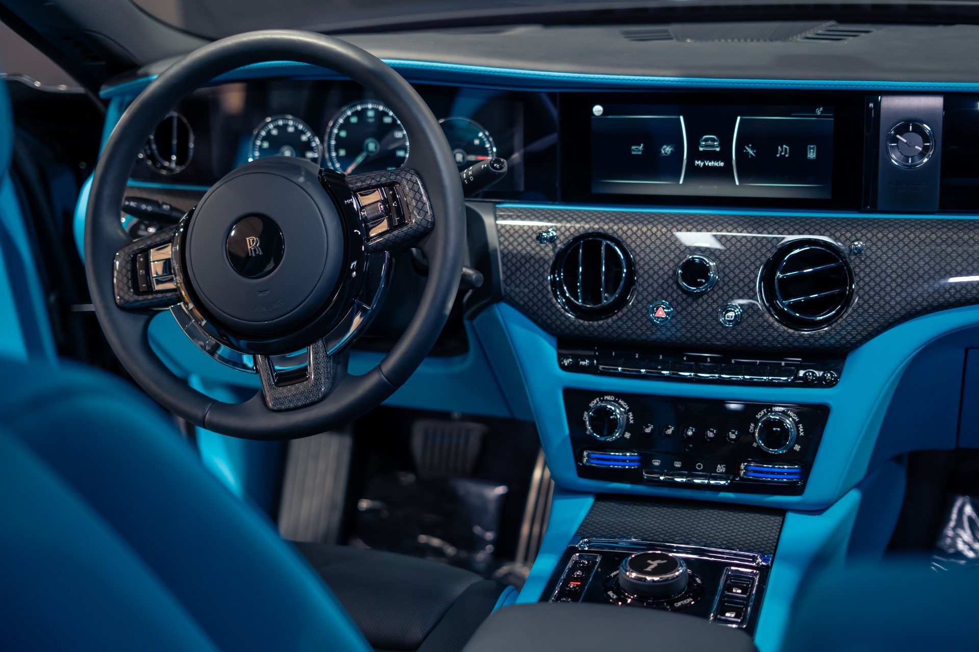 Used 2023 Rolls-Royce Ghost Black Badge AWD/4WD image 4