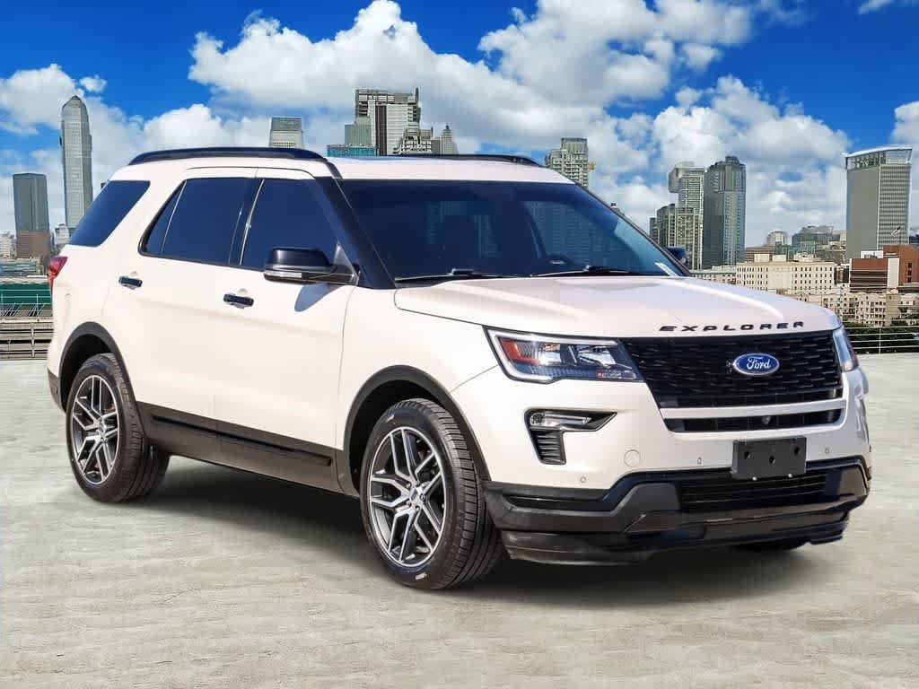 Used 2019 Ford Explorer Sport w/ Equipment Group 401A AWD/4WD image 3