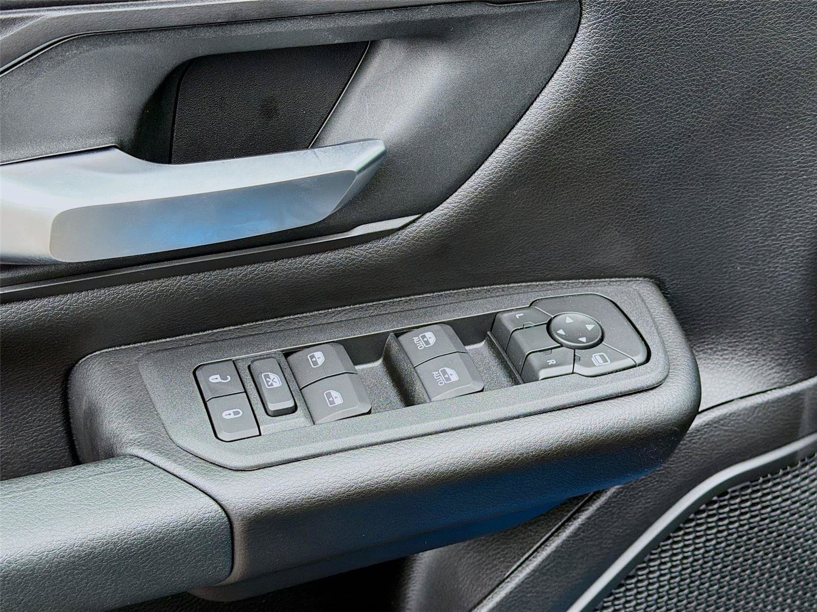 New 2026 RAM 1500 Warlock AWD/4WD image 23