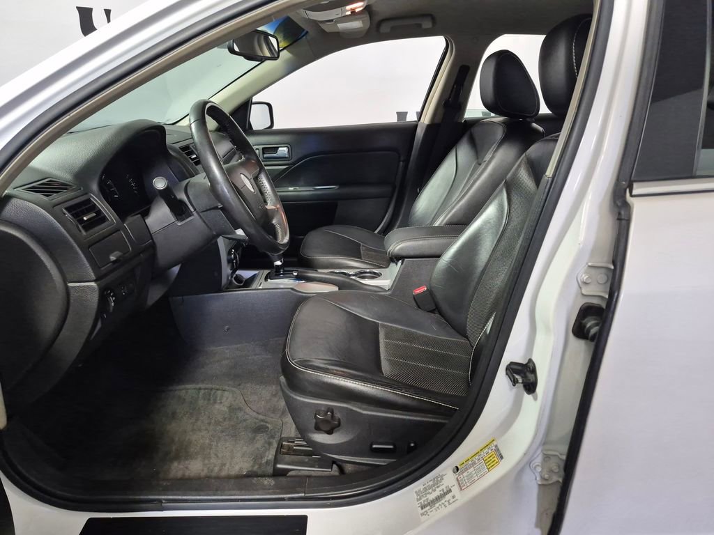 Used 2010 Mercury Milan Premier image 9