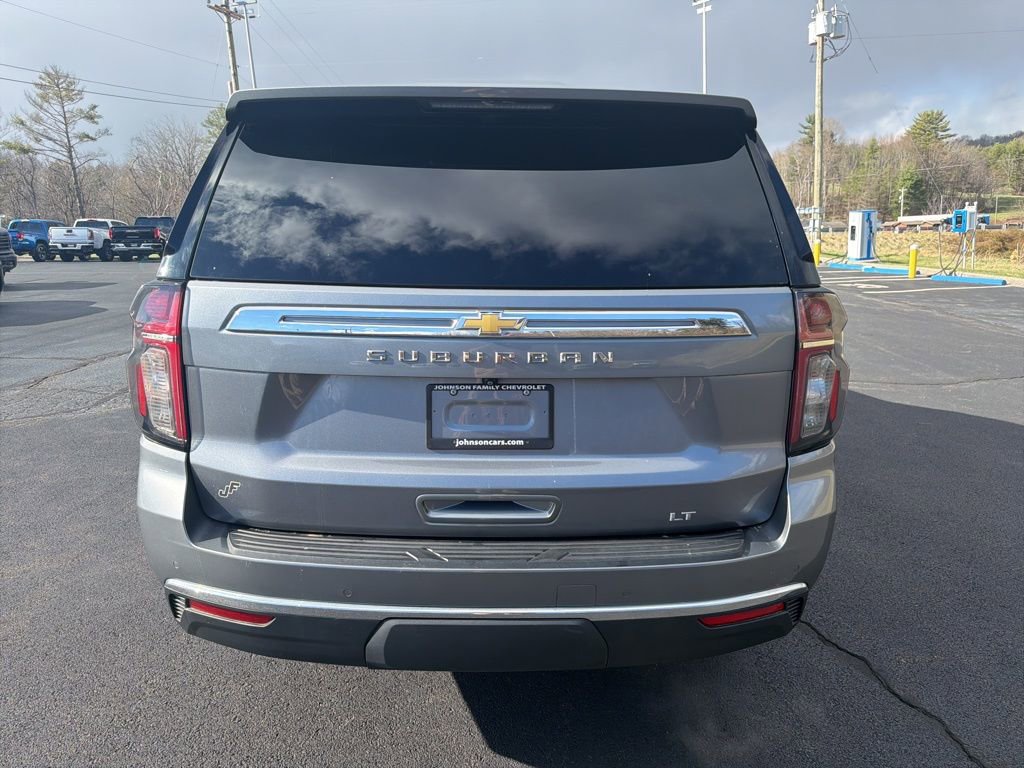 Used 2021 Chevrolet Suburban LT w/ Rear Media and Nav Package image 6