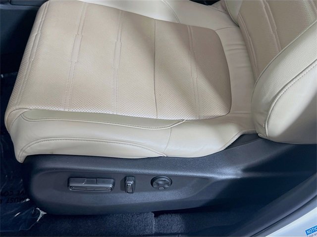 Used 2020 Honda CR-V Touring image 18