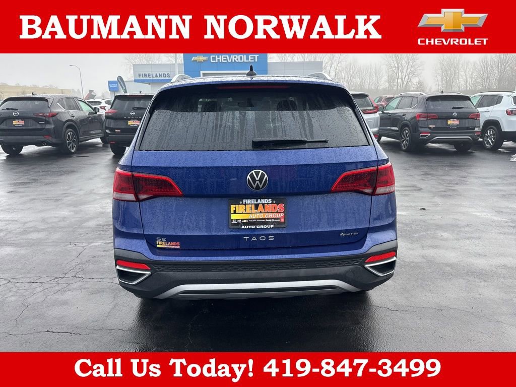 Used 2024 Volkswagen Taos SE w/ Panoramic Sunroof Package image 39
