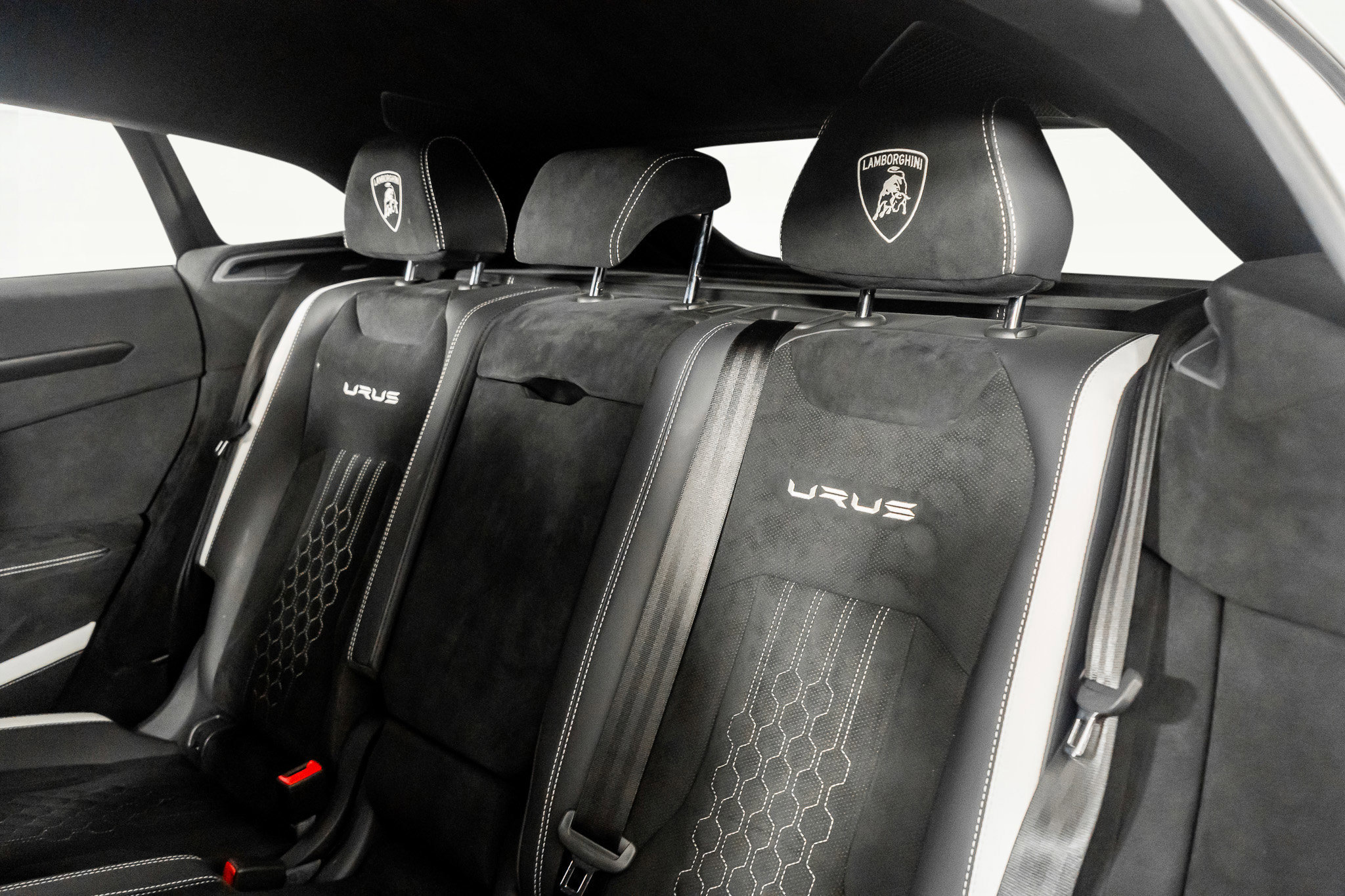 Used 2024 Lamborghini Urus Performante image 34