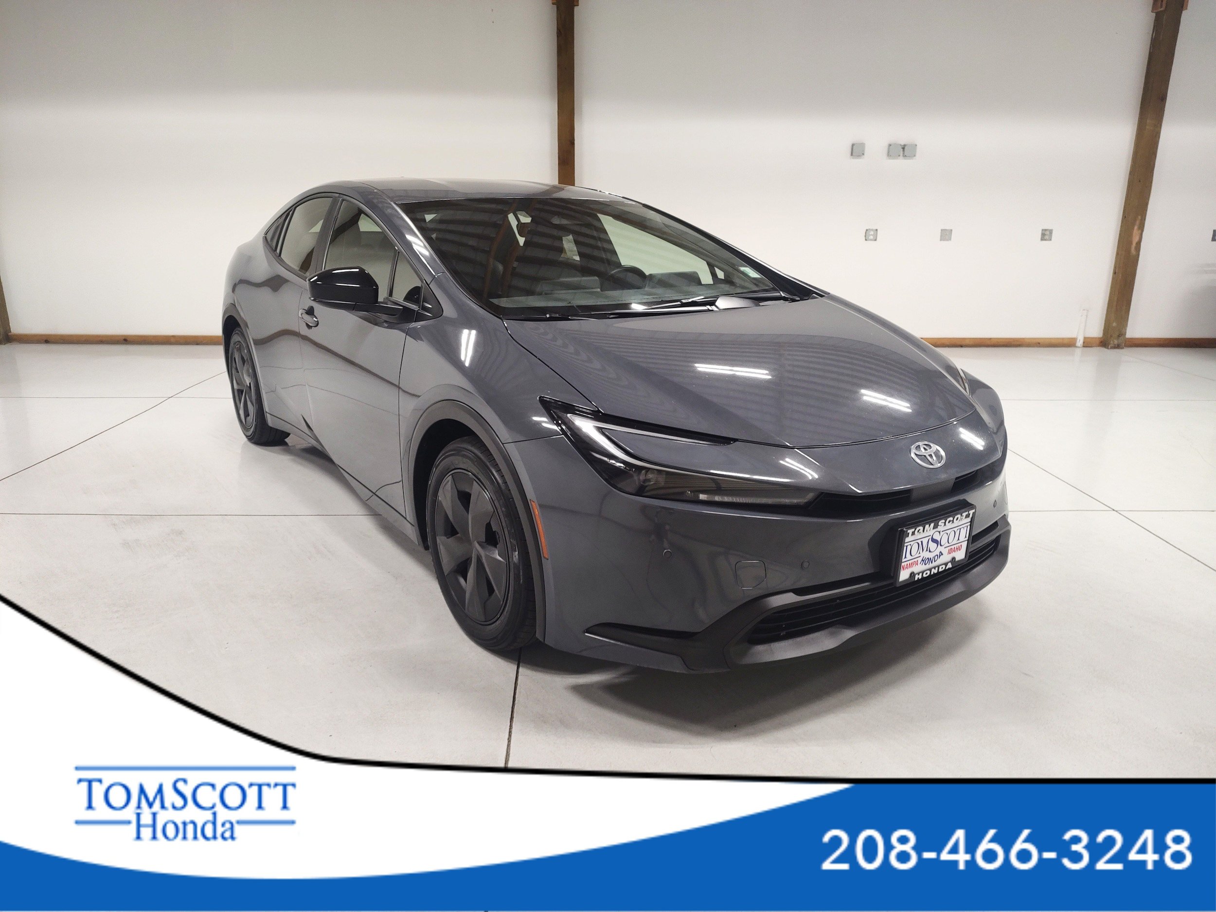 Used 2025 Toyota Prius LE