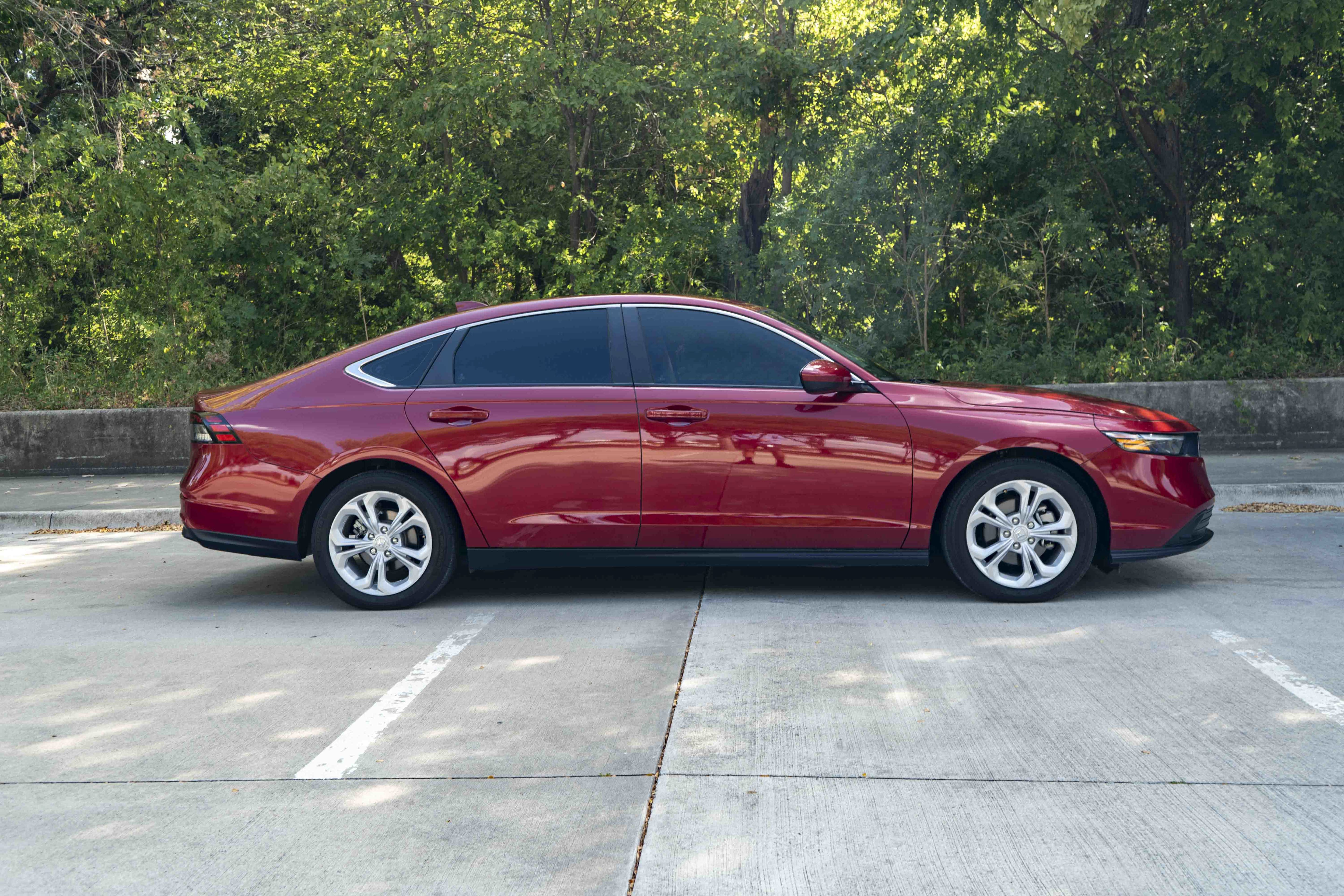 Used 2025 Honda Accord LX image 10