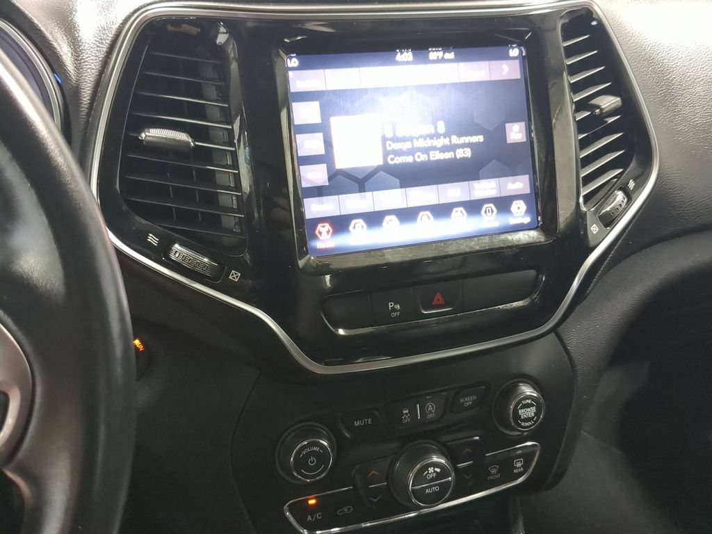 Used 2019 Jeep Cherokee Limited AWD/4WD image 33
