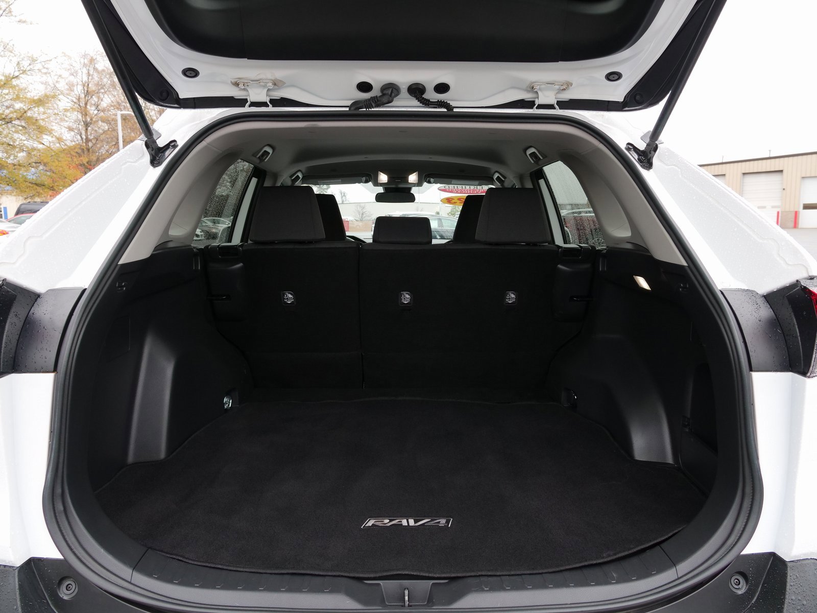 Used 2023 Toyota RAV4 XLE image 14