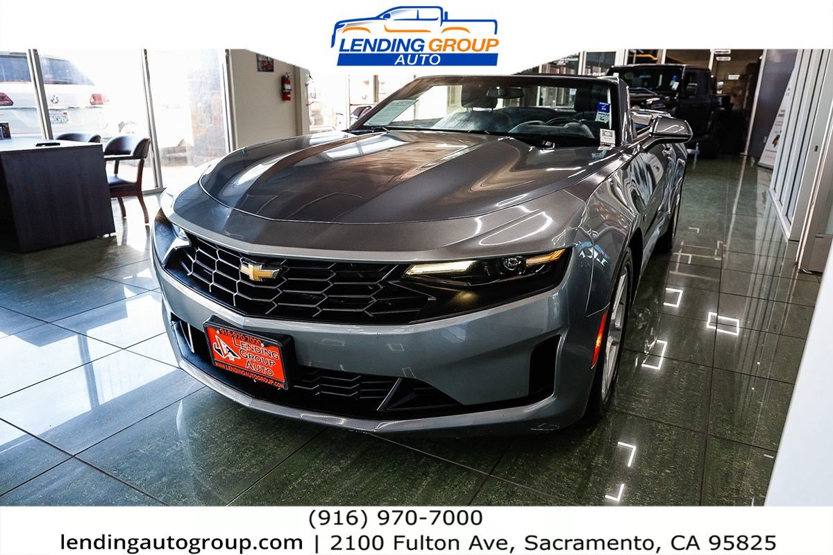 Used 2019 Chevrolet Camaro LT RWD image 5