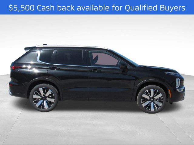 New 2026 Mitsubishi Outlander SEL FWD image 2