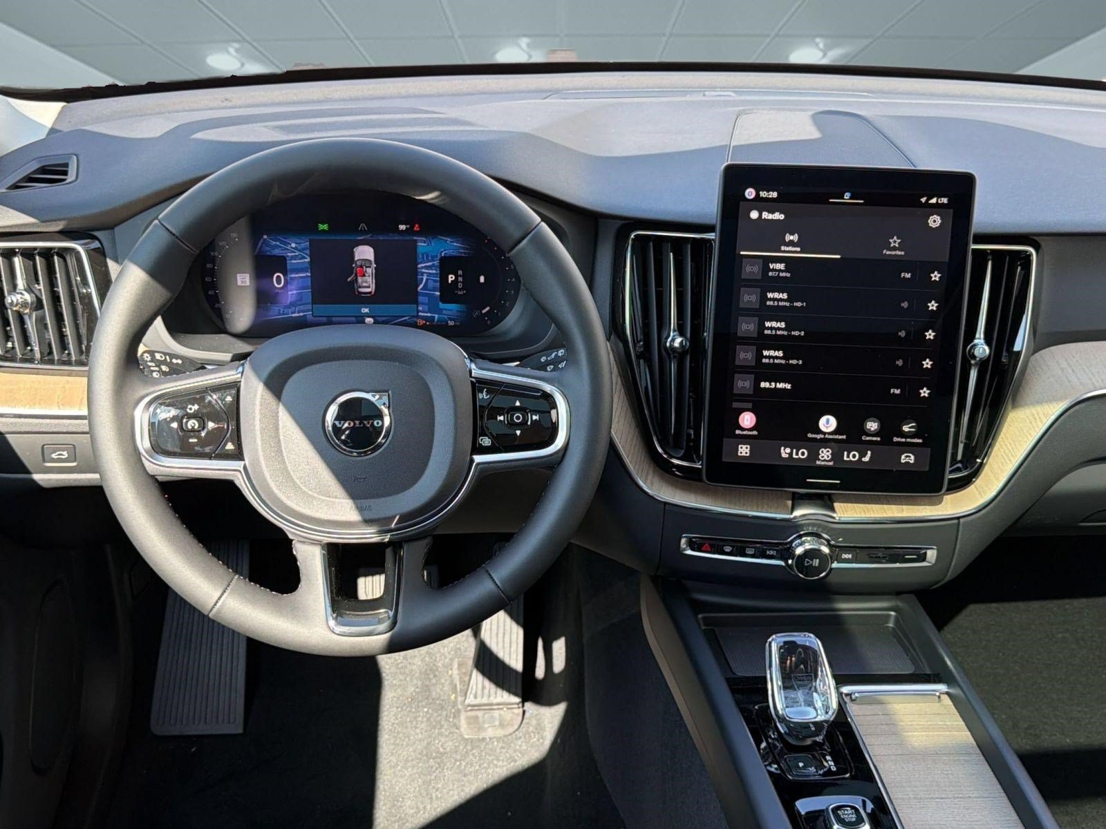 New 2026 Volvo XC60 B5 Plus w/ Climate Package AWD/4WD image 28