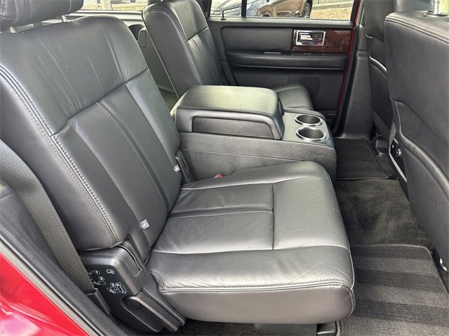 Used 2016 Lincoln Navigator Select image 15