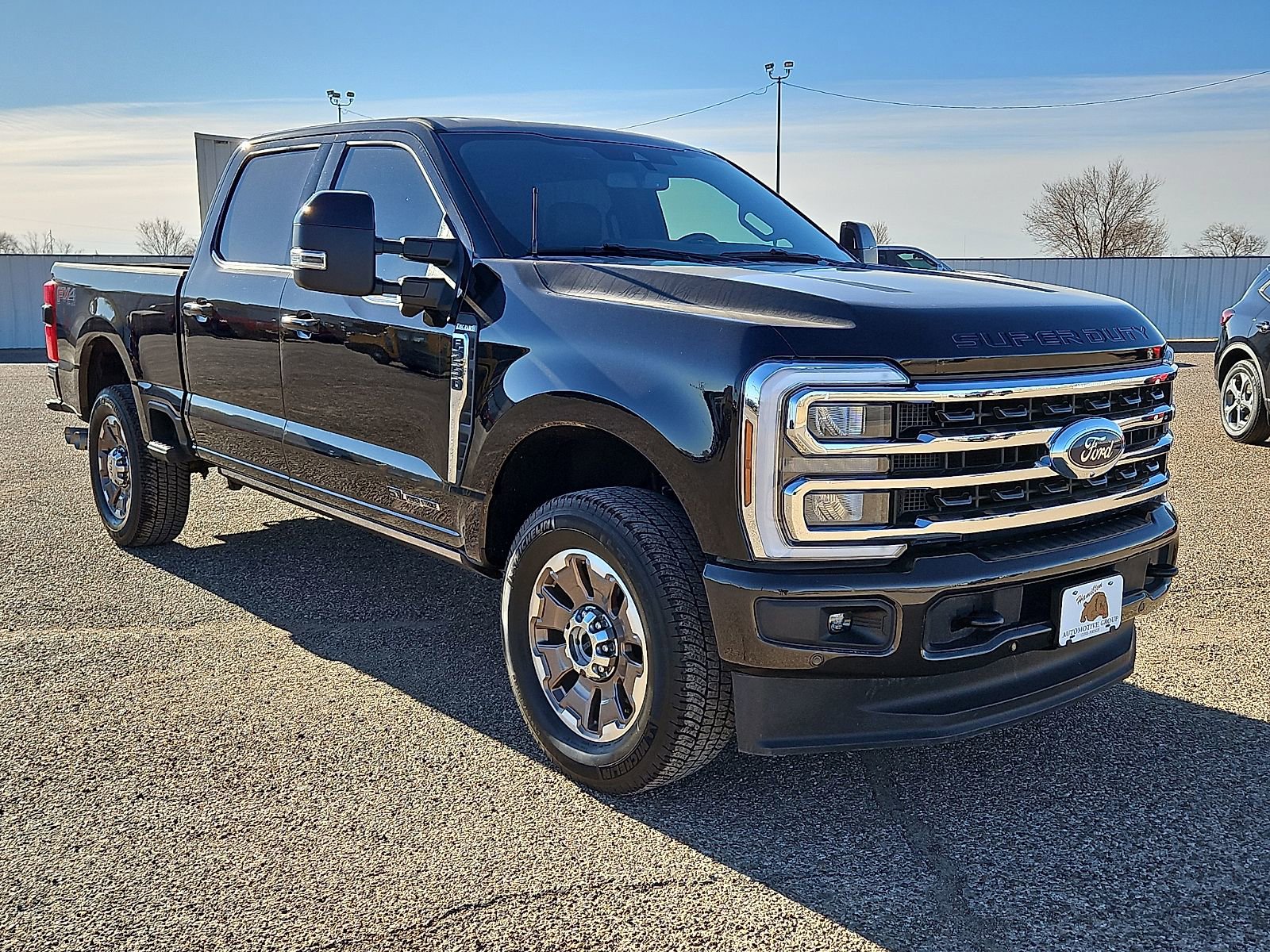 Used 2025 Ford F250 King Ranch w/ FX4 Off-Road Package image 6