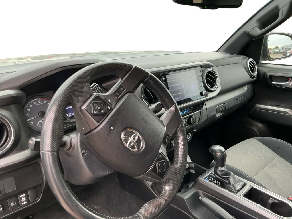 Used 2022 Toyota Tacoma TRD Off-Road RWD image 24
