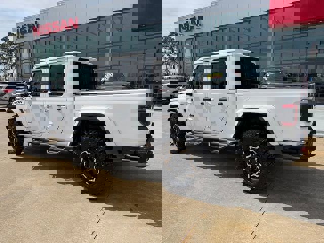 Used 2020 Jeep Gladiator Rubicon image 3