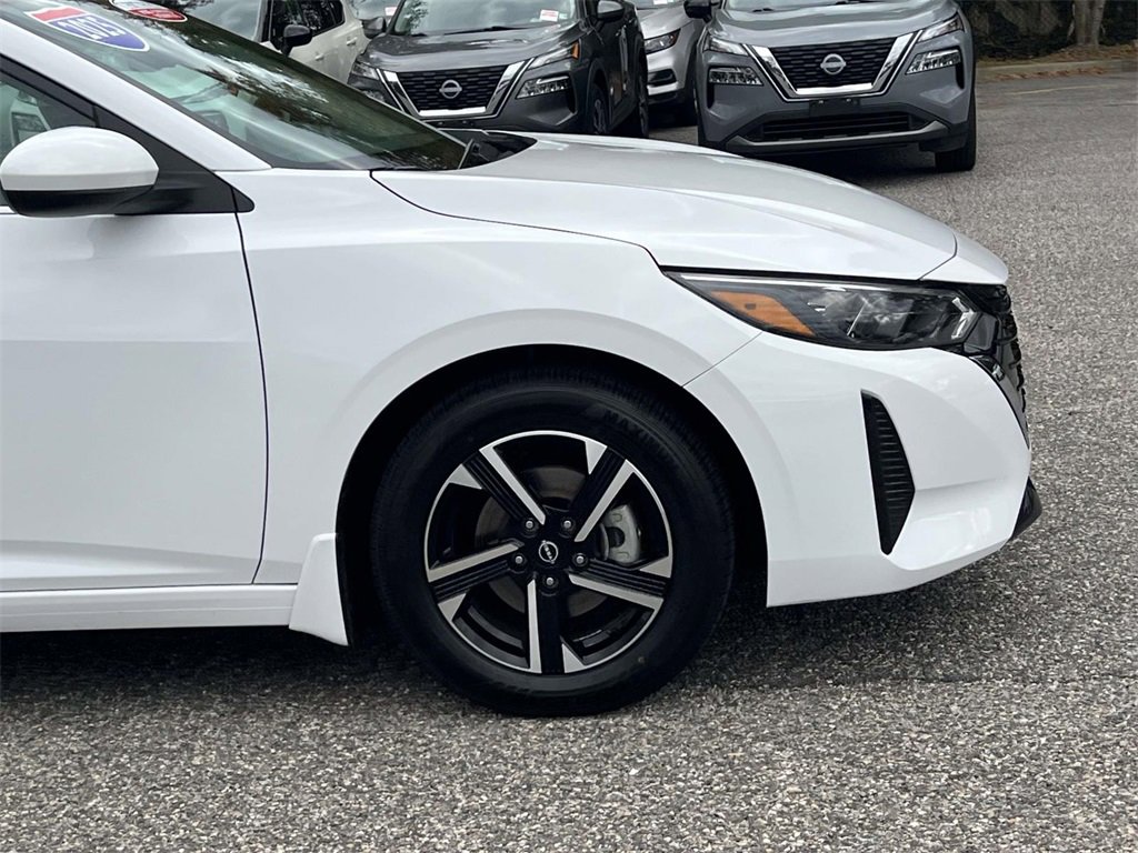 Used 2025 Nissan Sentra SV w/ All-Weather Package image 9