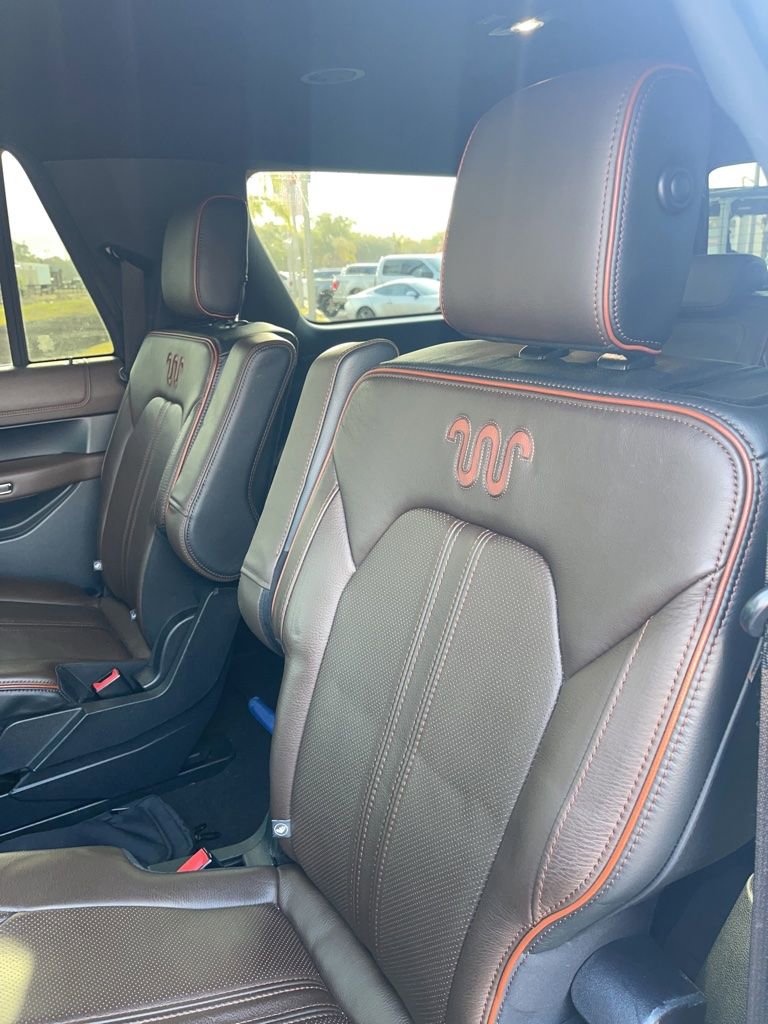 Used 2020 Ford Expedition Max King Ranch w/ Cargo Package RWD image 11