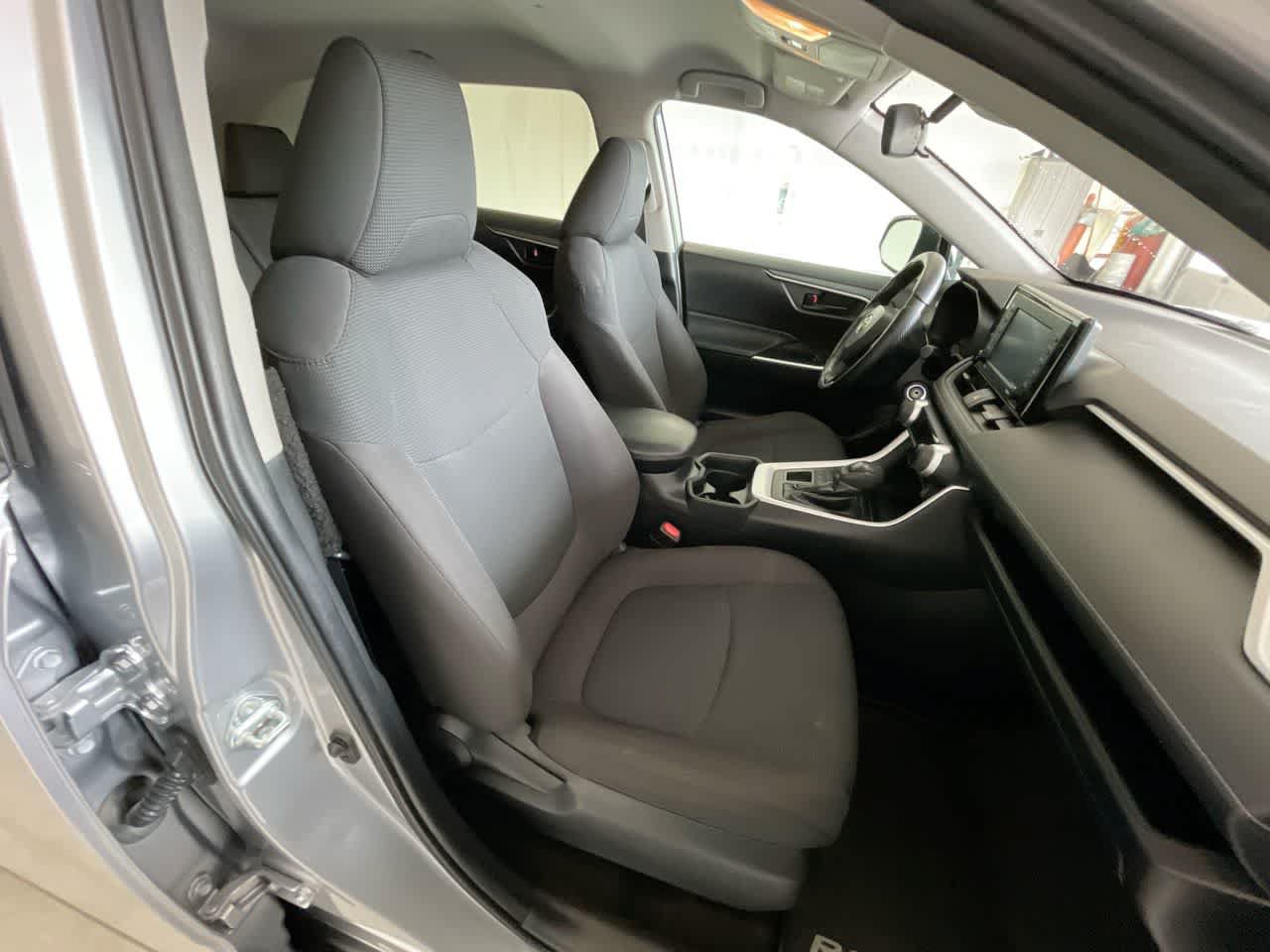 Certified 2020 Toyota RAV4 LE w/ All Weather Liner Package AWD/4WD image 24