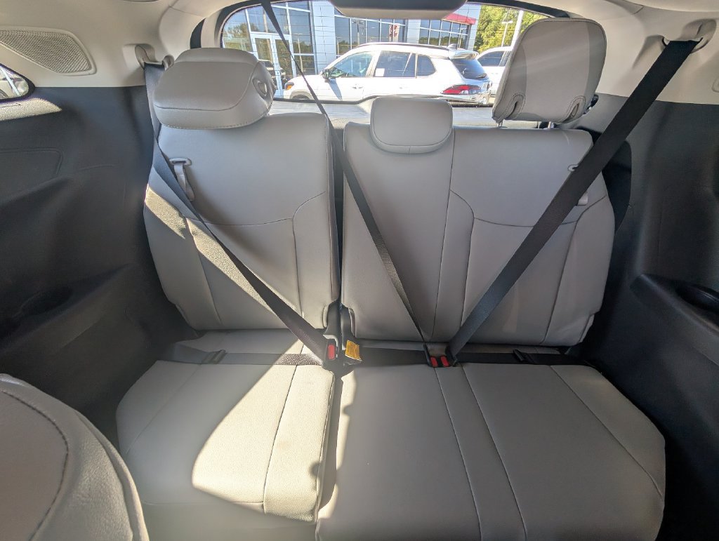 New 2026 Toyota Sienna XLE FWD image 30