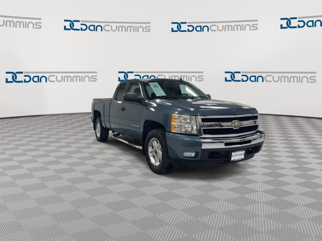 Used 2011 Chevrolet Silverado 1500 LT w/ All-Star Edition image 3